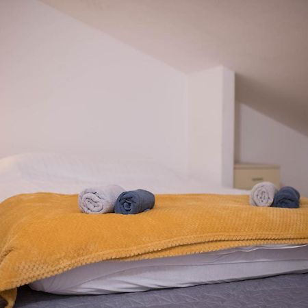 Cozy Apartment Close To The Beach And City Centre Umag Eksteriør bilde