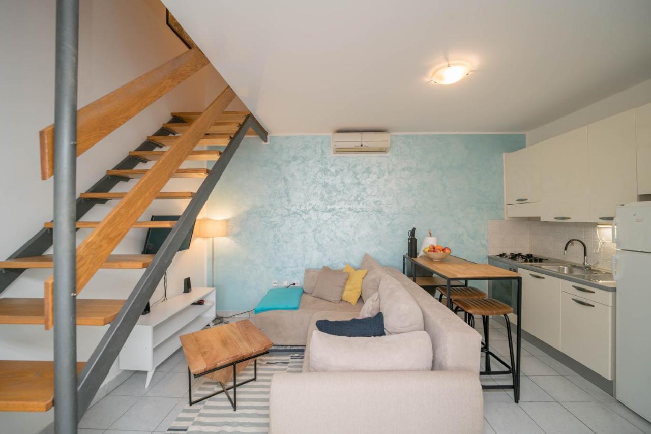Cozy Apartment Close To The Beach And City Centre Umag Eksteriør bilde