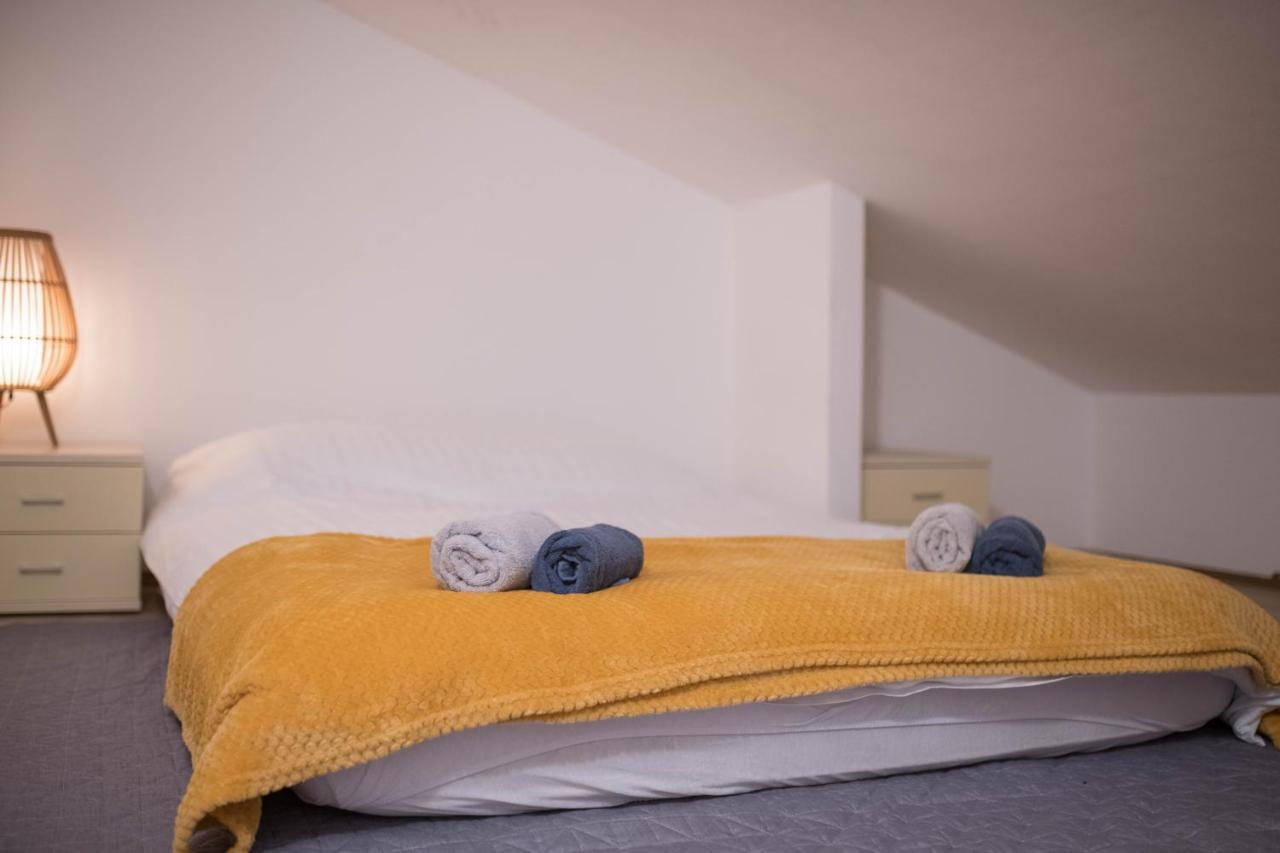 Cozy Apartment Close To The Beach And City Centre Umag Eksteriør bilde